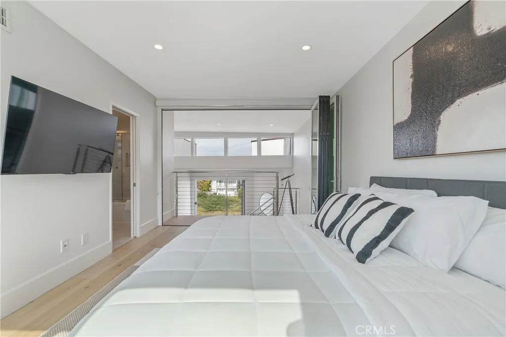 30 Reef Street 3, Marina Del Rey, California 90292 home-pic-36